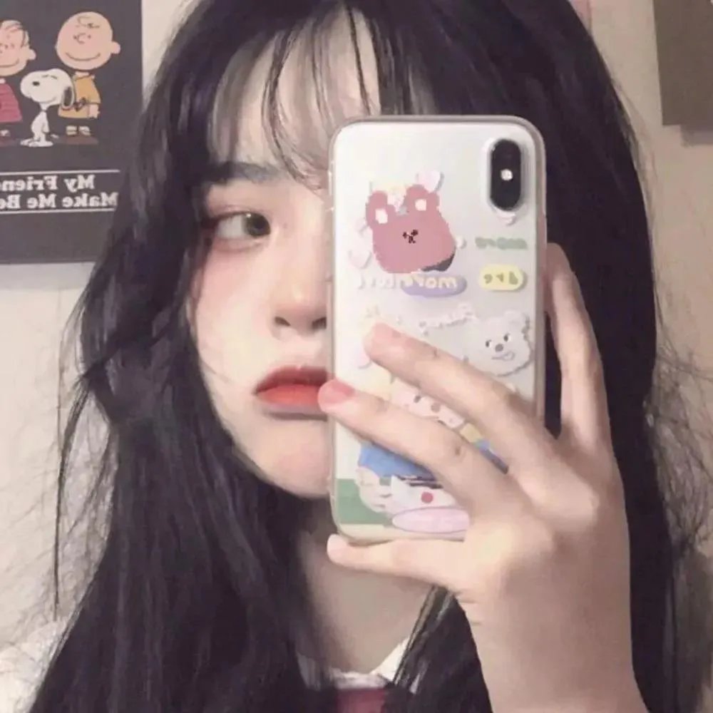 孤岛月光：她们三人的逃生游戏